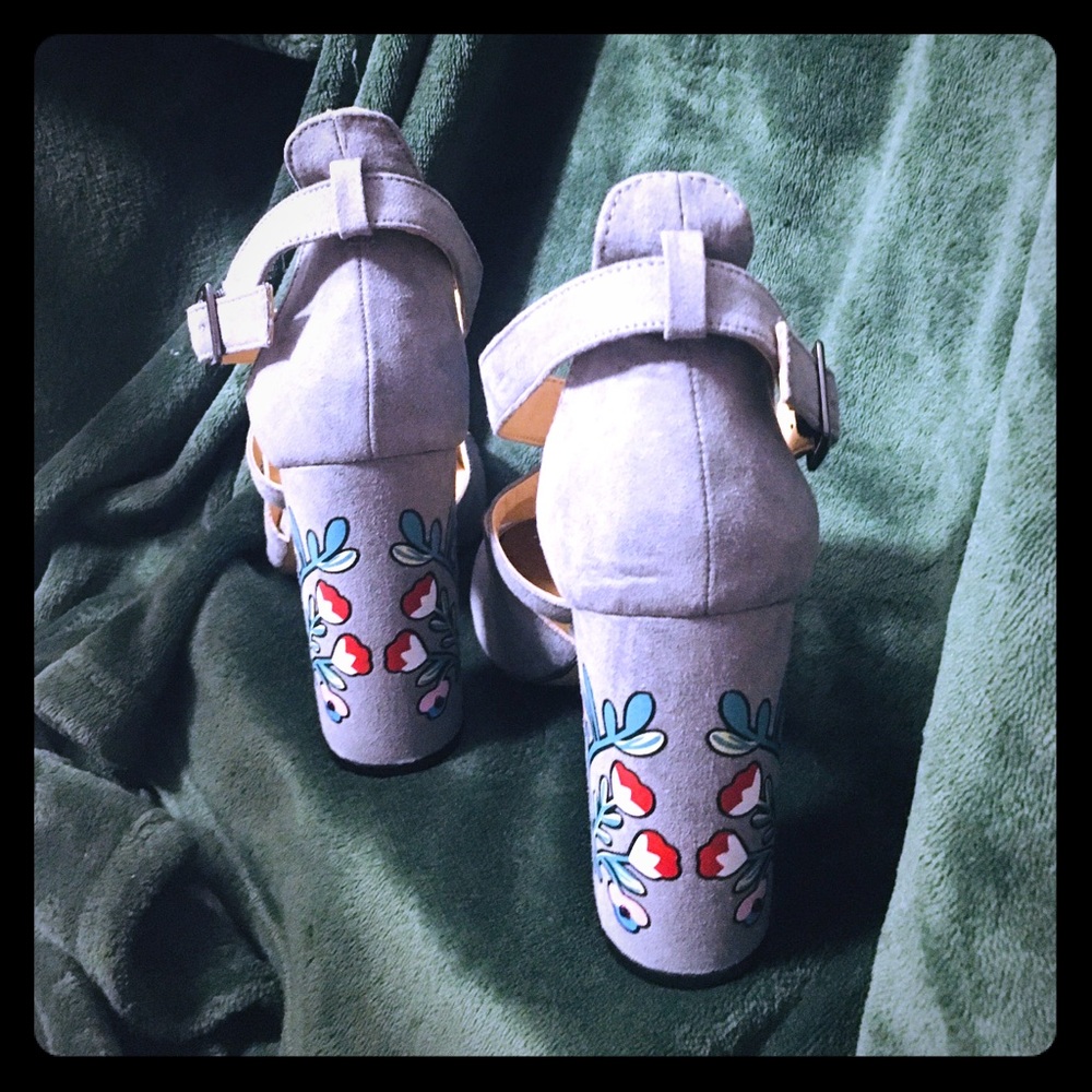 Gray Block Heels Cross Strap